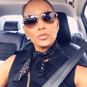 Meet your Posher, Constantin